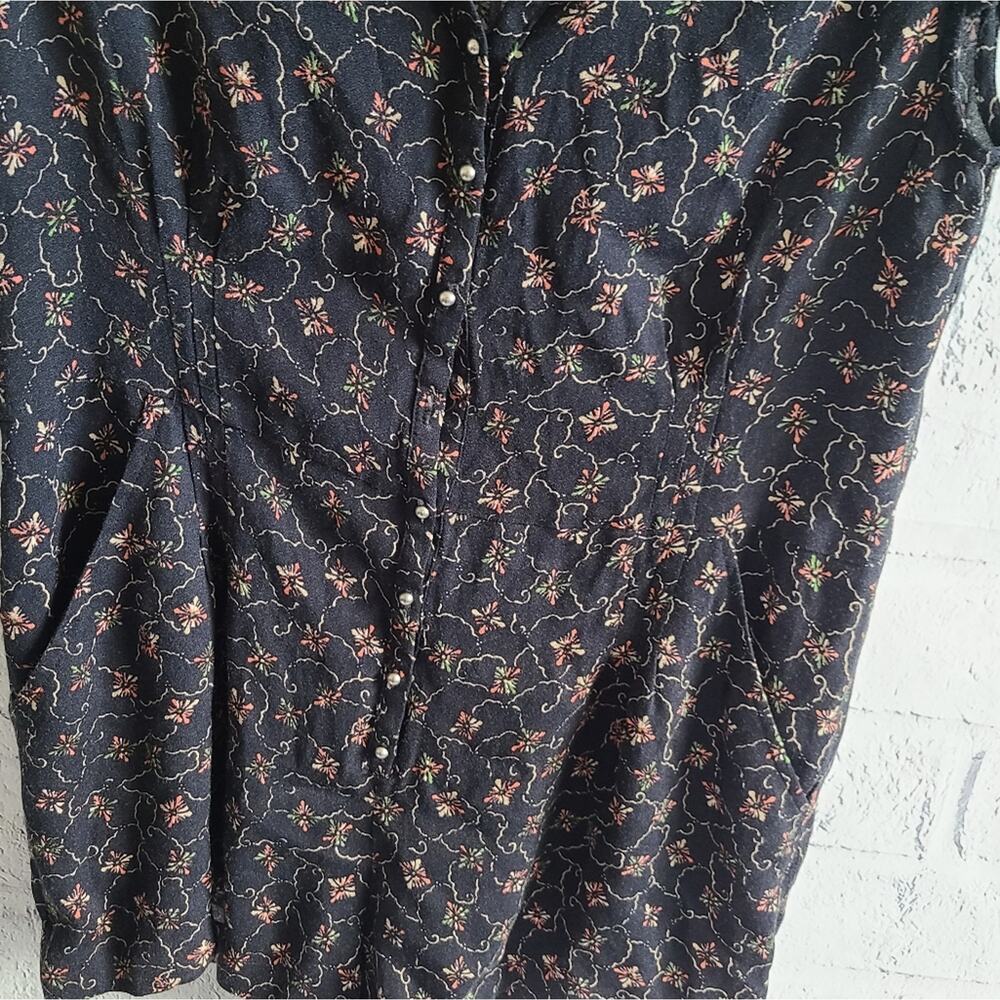 Free‎ People Debbie Dot Floral Cottage Button Up Romper - Picture 6 of 13
